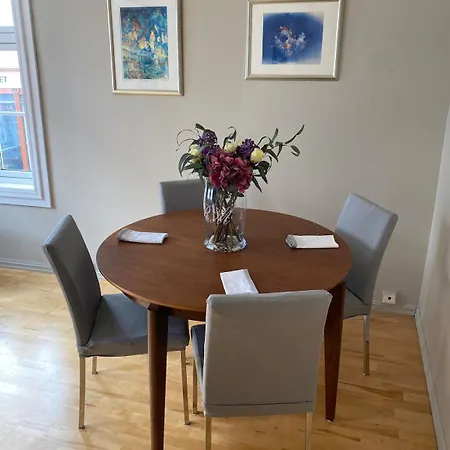 아파트 A Cosy Flat In The Heart Of 스타방에르
